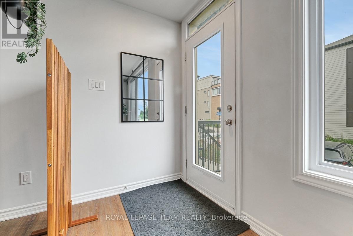 507 Takamose Private, Ottawa, Ontario K1K 5A5 - Photo 4 - X13807254