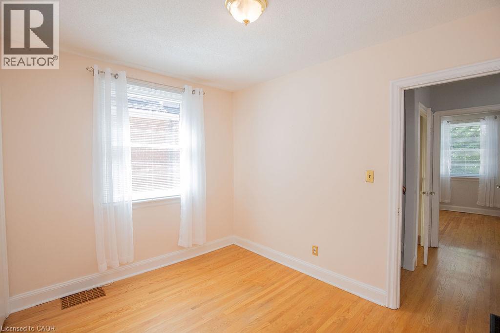 296 East 21st Street, Hamilton, Ontario  L8V 2T9 - Photo 30 - 40864891