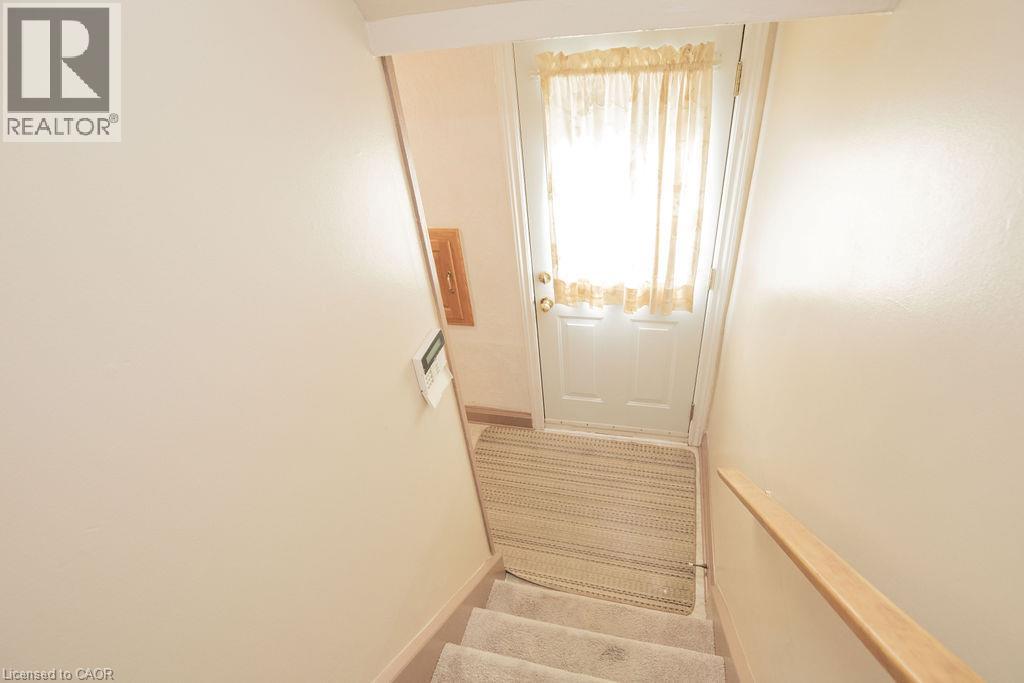 296 East 21st Street, Hamilton, Ontario  L8V 2T9 - Photo 39 - 40864891