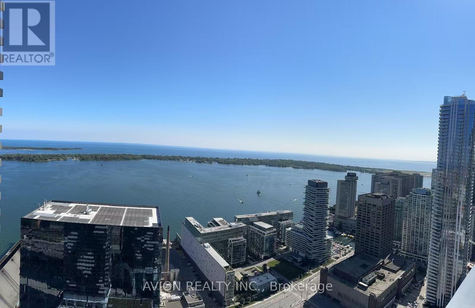 5710 - 55 Cooper Street, Toronto, Ontario  M5E 0G1 - Photo 2 - C13807248