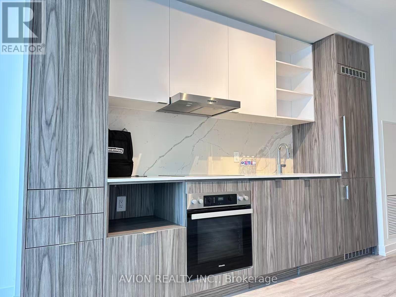 5710 - 55 Cooper Street, Toronto, Ontario  M5E 0G1 - Photo 8 - C13807248