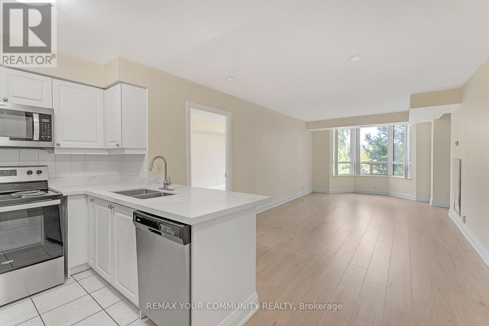 318 - 80 Harrison Garden Boulevard, Toronto, Ontario  M2N 7E3 - Photo 3 - C13807256
