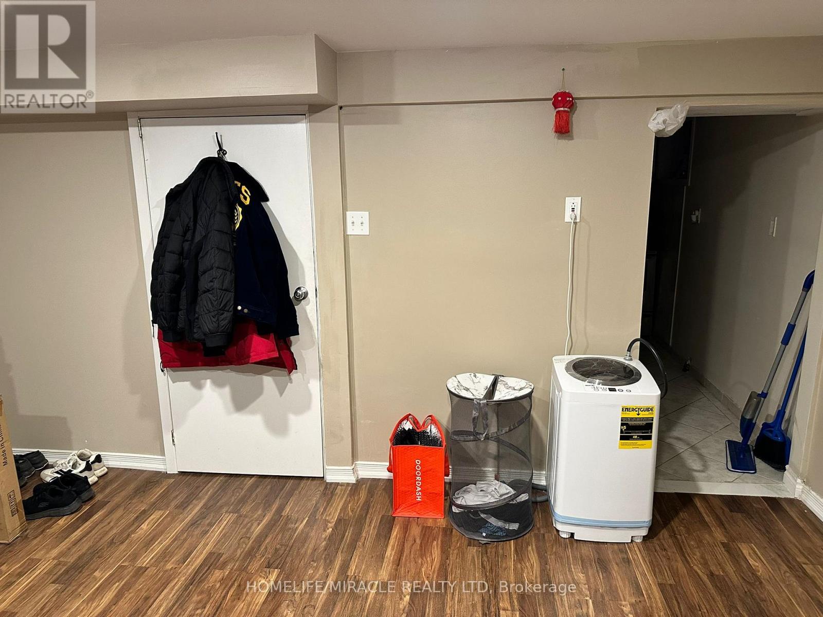 1476 Cawthra Road, Mississauga, Ontario  L5G 4L2 - Photo 2 - W13807278