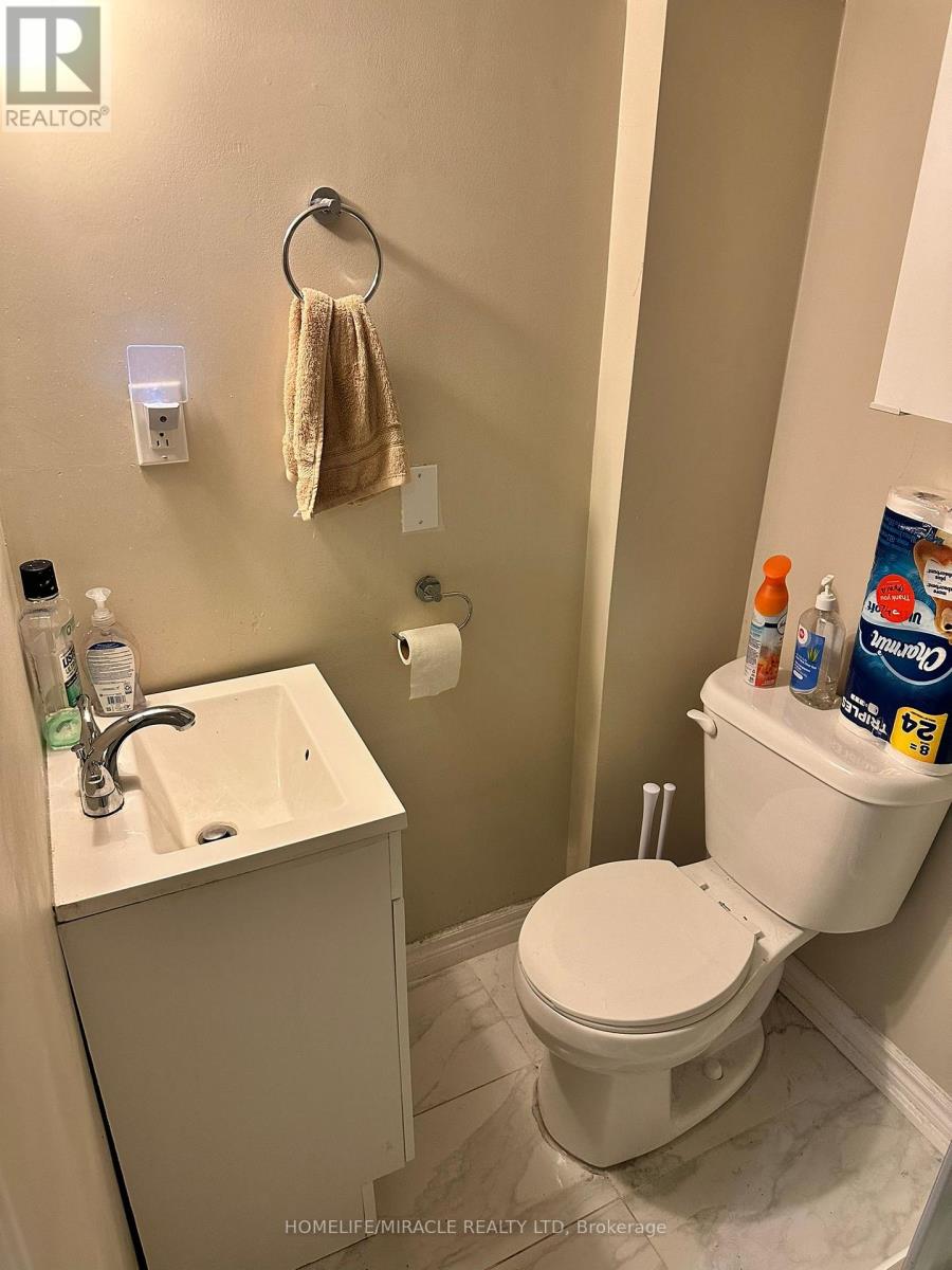 1476 Cawthra Road, Mississauga, Ontario  L5G 4L2 - Photo 6 - W13807278