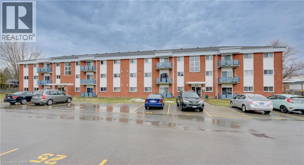 529 Parkside Drive Unit# 10, Waterloo, Ontario  N2L 4X7 - Photo 2 - 40864961