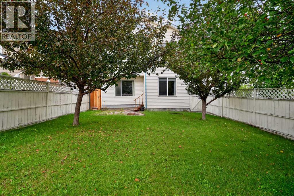 373 Bridlewood Avenue SW photo 37