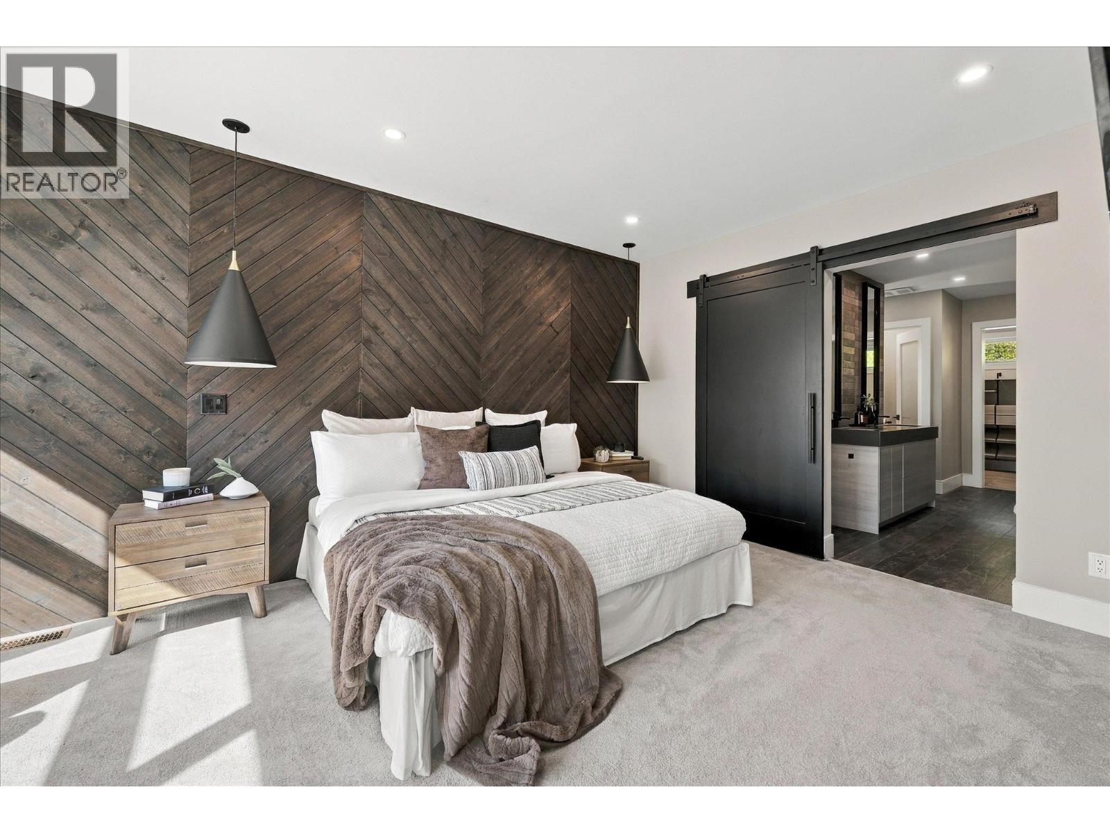 7646 Seven O'clock Drive, Pemberton, British Columbia  V0N 2L3 - Photo 15 - R3167508