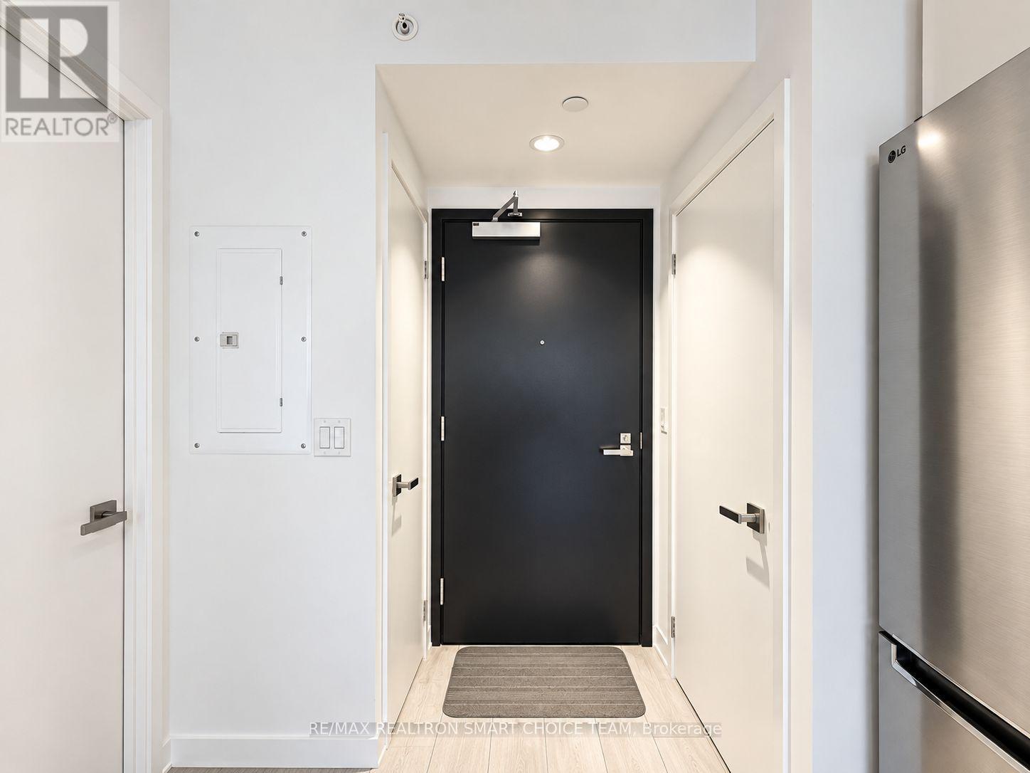 427 - 31 Tippett Road, Toronto (Clanton Park), Ontario  M3H 0C8 - Photo 10 - C13807298