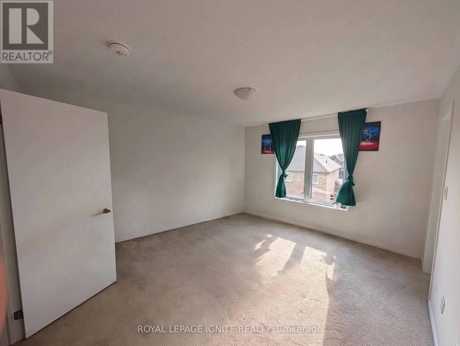 92 Jerome Way, Clarington, Ontario  L1C 7G9 - Photo 11 - E13807290