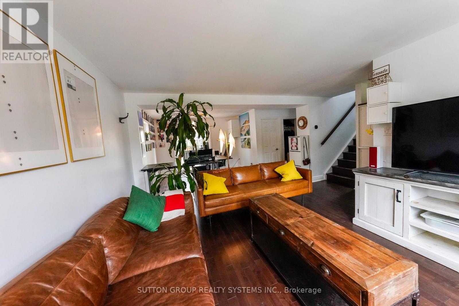 Upper - 684 Birchmount Road, Toronto, Ontario  M1K 1R3 - Photo 10 - E13807302