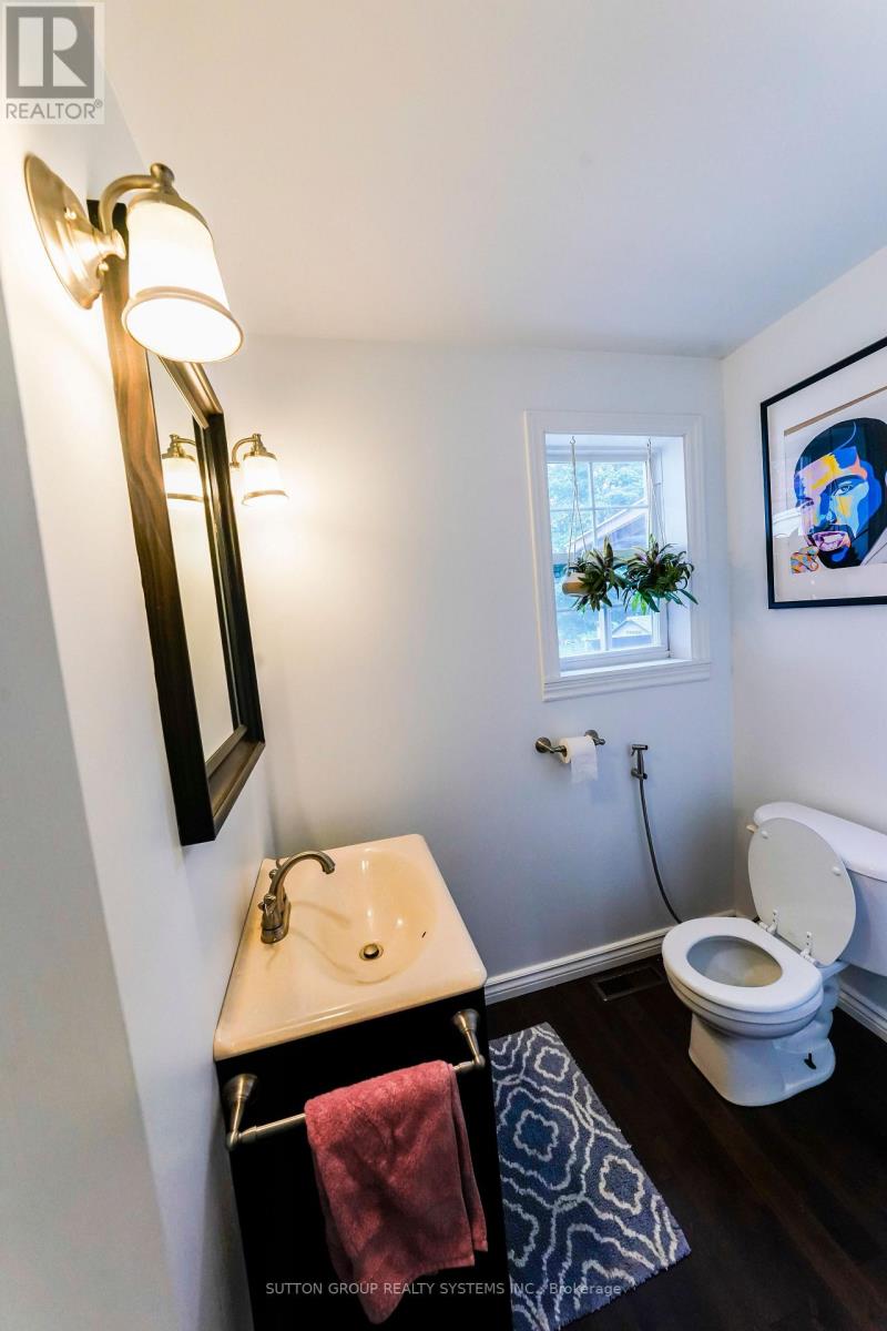 Upper - 684 Birchmount Road, Toronto, Ontario  M1K 1R3 - Photo 11 - E13807302