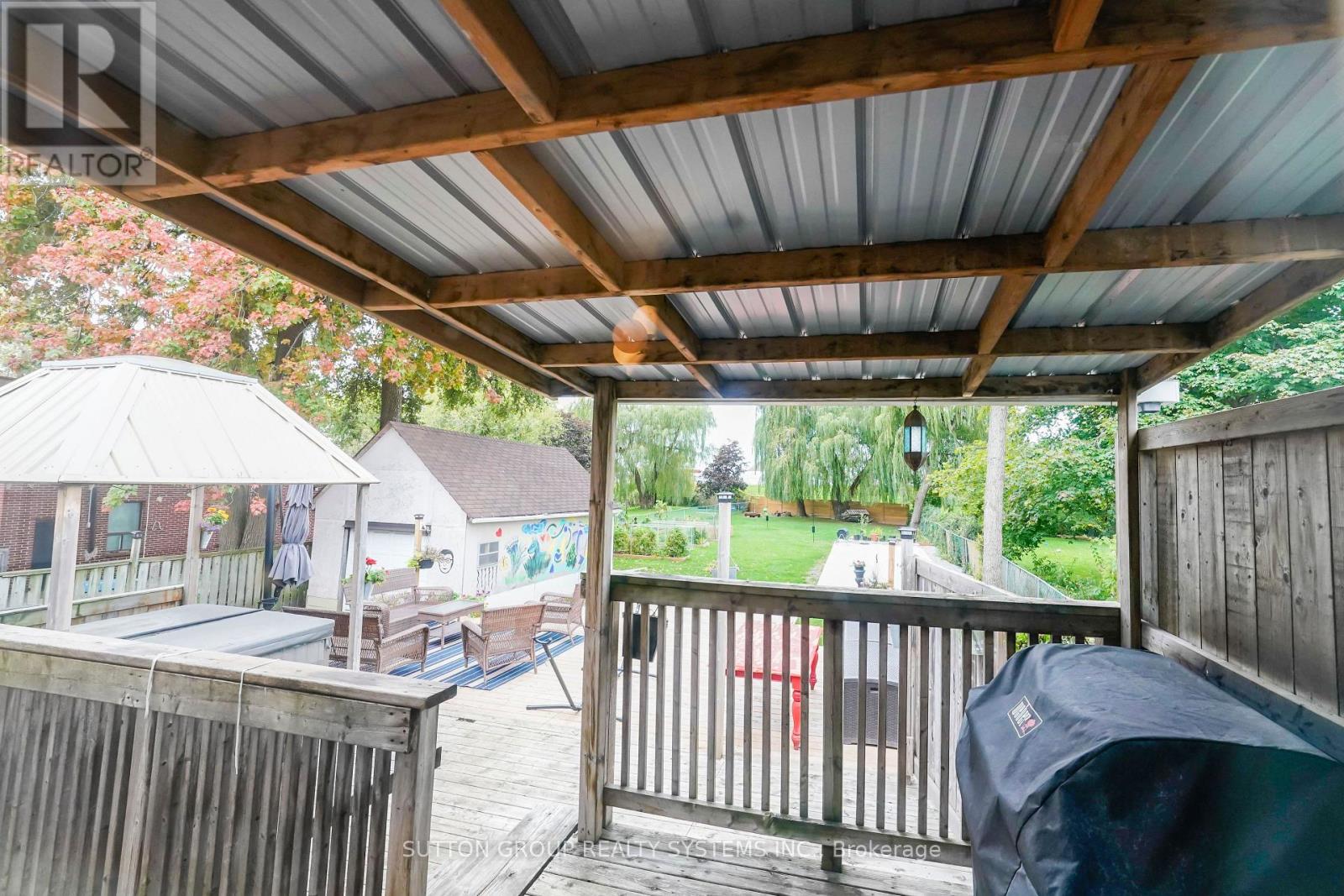 Upper - 684 Birchmount Road, Toronto, Ontario  M1K 1R3 - Photo 15 - E13807302
