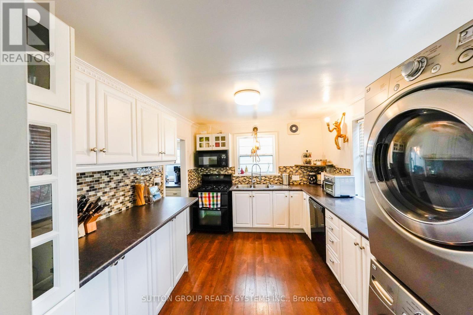 Upper - 684 Birchmount Road, Toronto, Ontario  M1K 1R3 - Photo 18 - E13807302