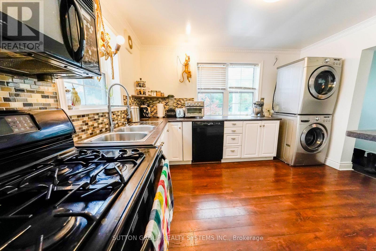 Upper - 684 Birchmount Road, Toronto, Ontario  M1K 1R3 - Photo 19 - E13807302