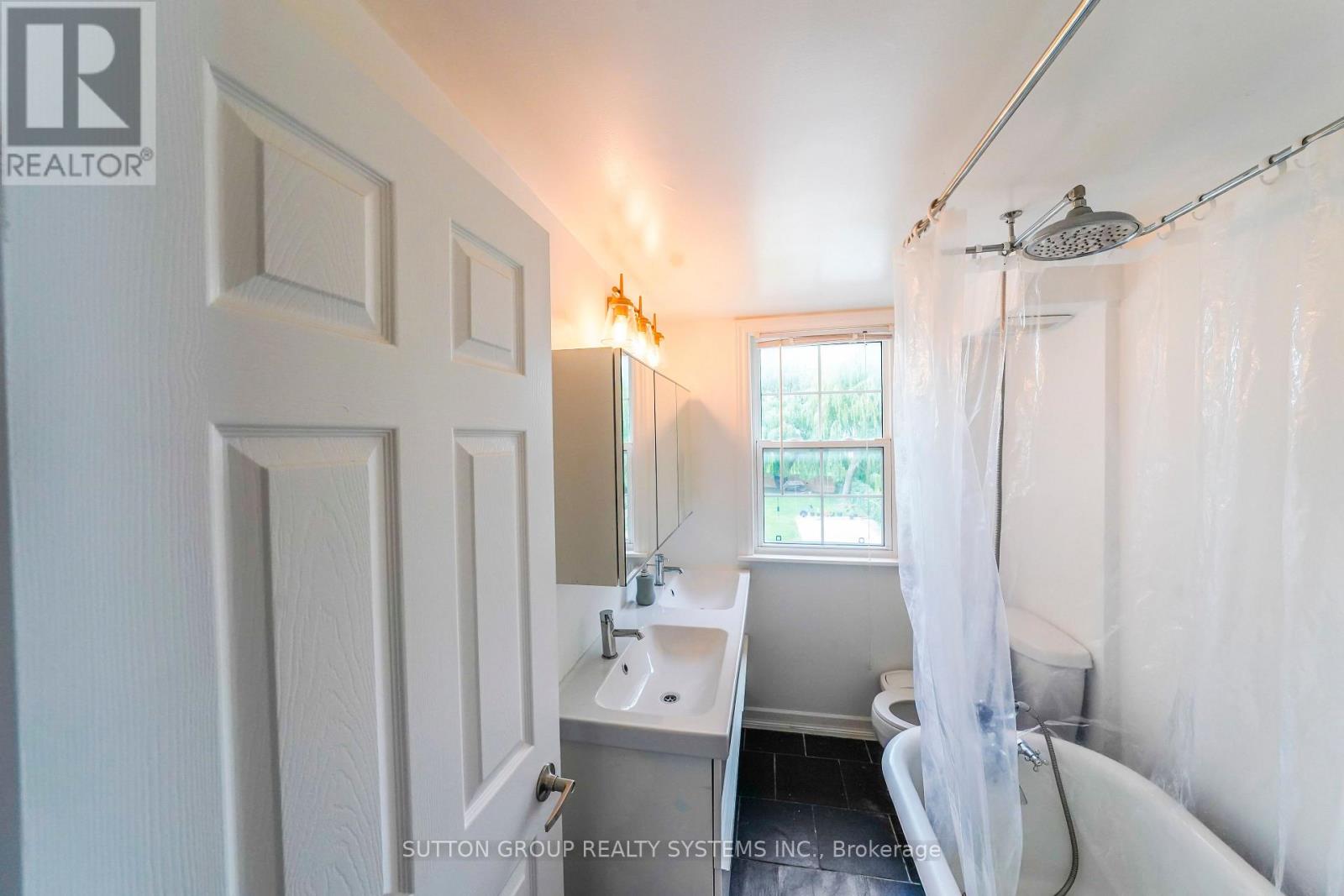 Upper - 684 Birchmount Road, Toronto, Ontario  M1K 1R3 - Photo 24 - E13807302