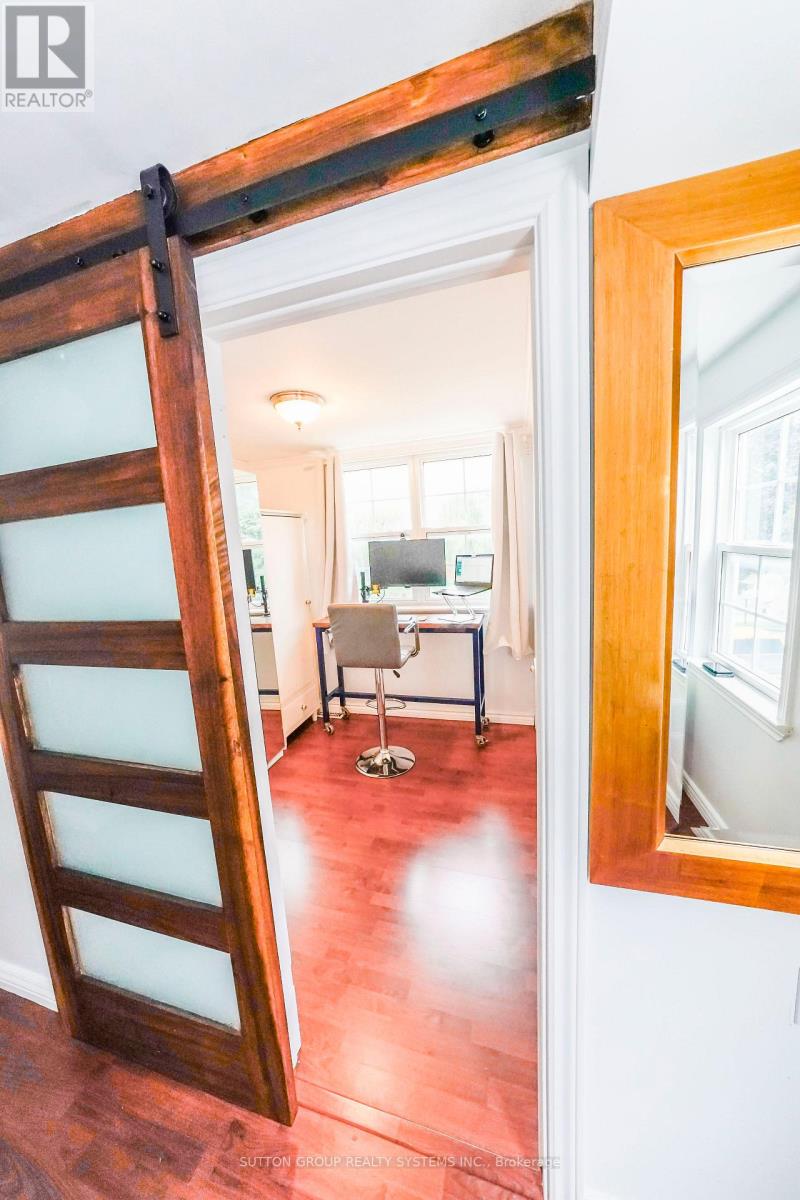 Upper - 684 Birchmount Road, Toronto, Ontario  M1K 1R3 - Photo 26 - E13807302