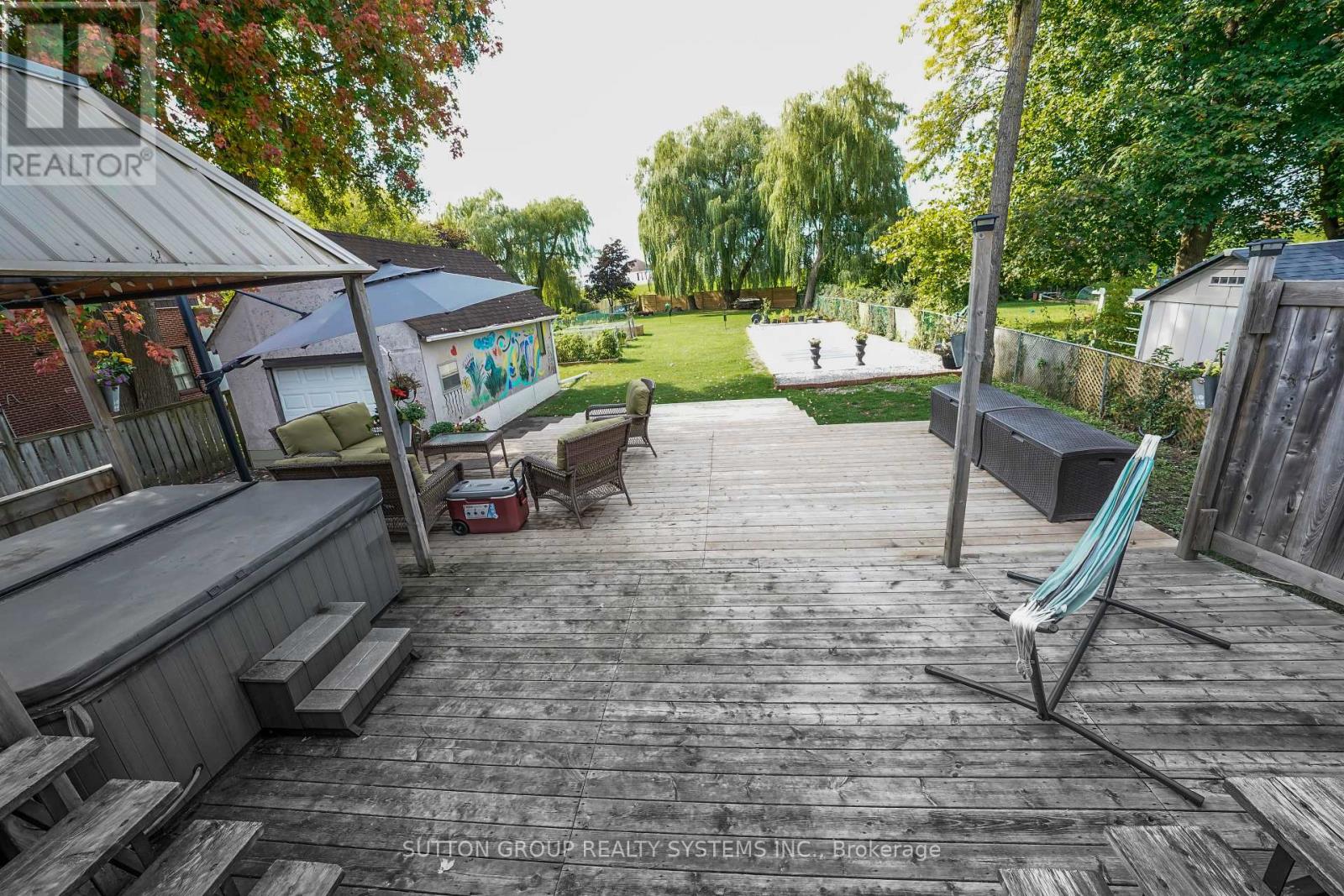 Upper - 684 Birchmount Road, Toronto, Ontario  M1K 1R3 - Photo 29 - E13807302
