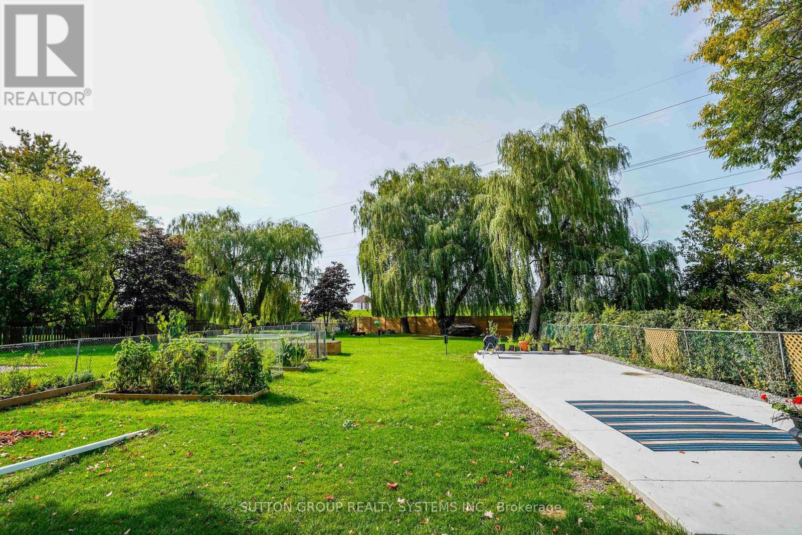 Upper - 684 Birchmount Road, Toronto, Ontario  M1K 1R3 - Photo 31 - E13807302