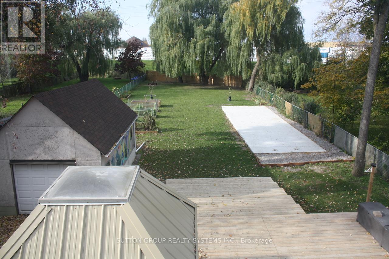 Upper - 684 Birchmount Road, Toronto, Ontario  M1K 1R3 - Photo 37 - E13807302