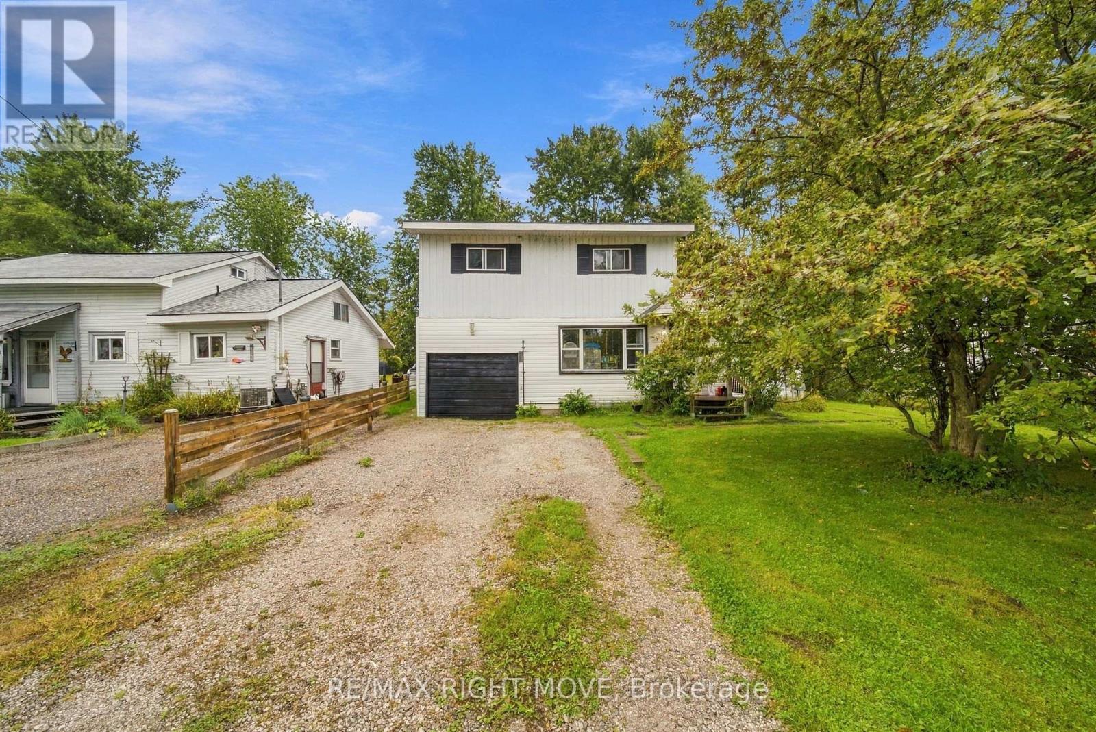 3425 Coronation Avenue, Severn, Ontario  L0K 1G0 - Photo 2 - S13807294