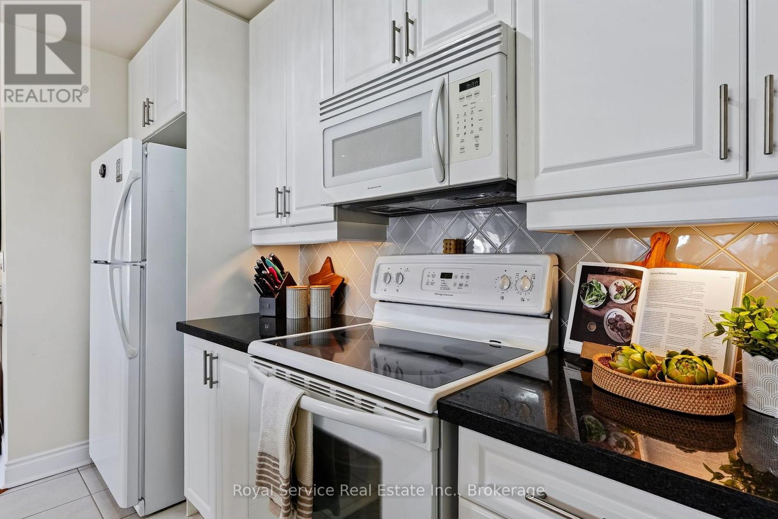 206 - 148 Third Street, Cobourg, Ontario  K9A 5X2 - Photo 30 - X13807322