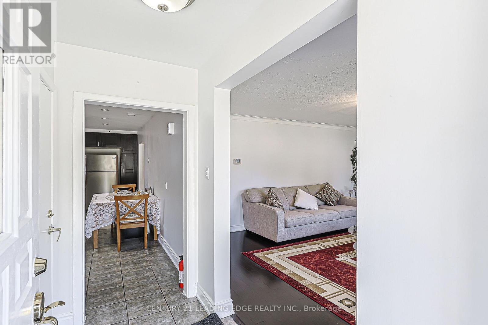 246 Ellington Drive, Toronto, Ontario  M1R 3Y4 - Photo 3 - E13807336