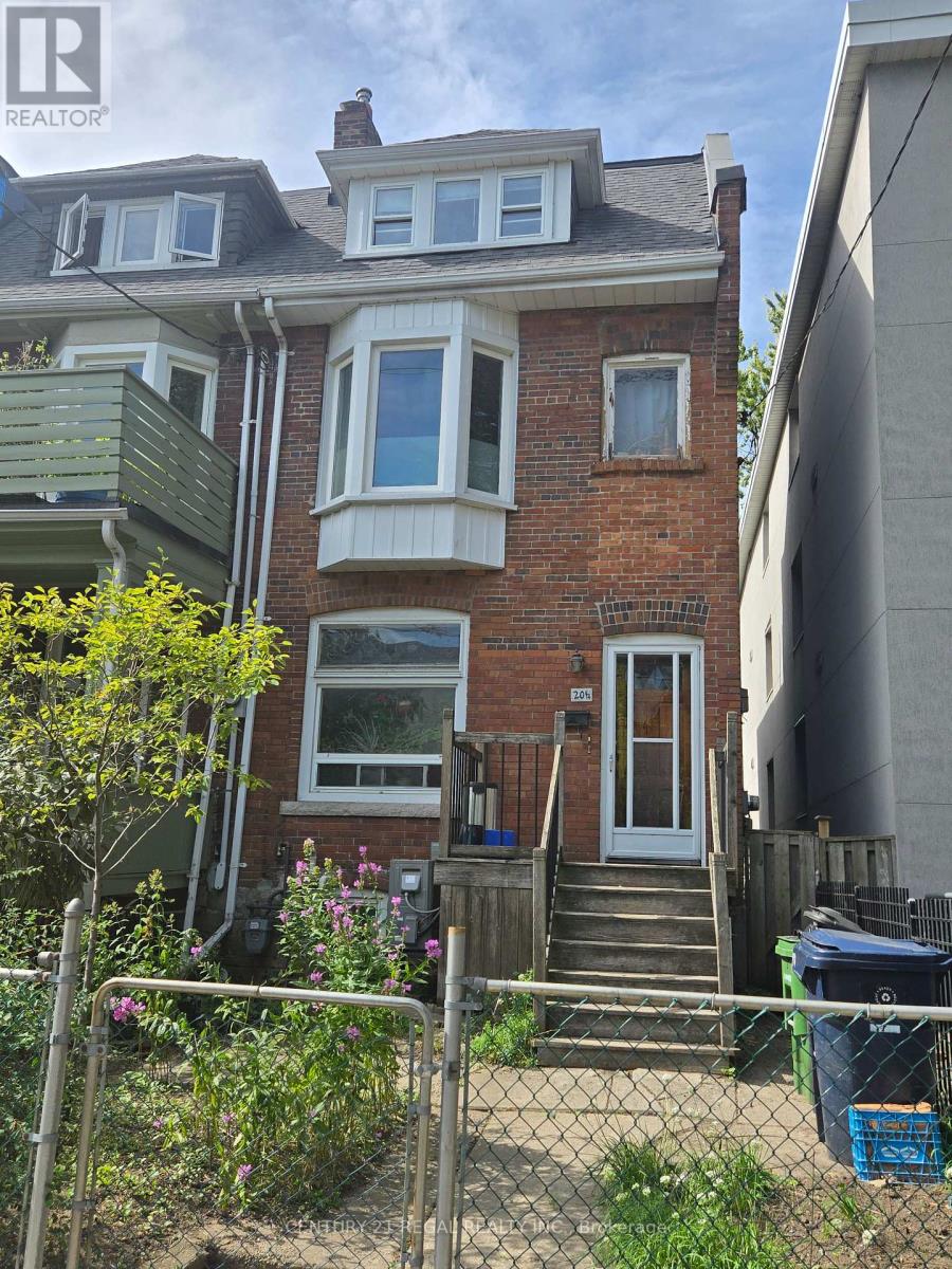 201/2 O'HARA AVENUE NE, Toronto, Ontario