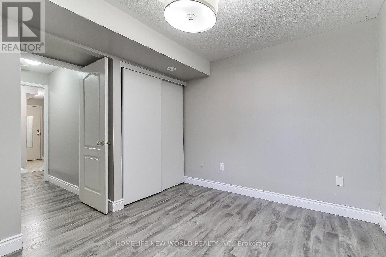 3 - 133 Isaac Devins Boulevard, Toronto, Ontario  M9M 0C4 - Photo 15 - W13807338