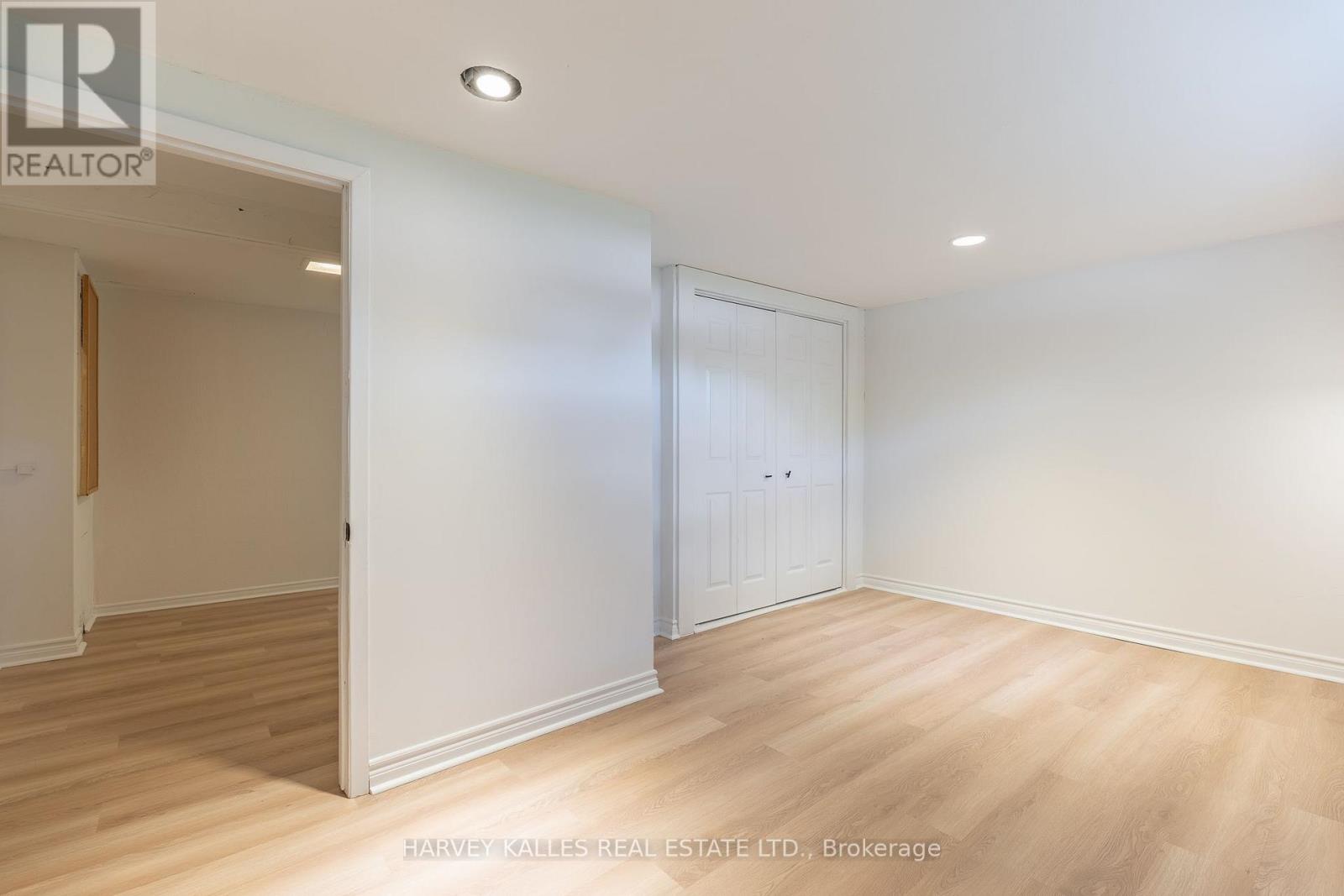 2258 Brookhurst Road, Mississauga, Ontario  L5J 1P9 - Photo 24 - W13807372
