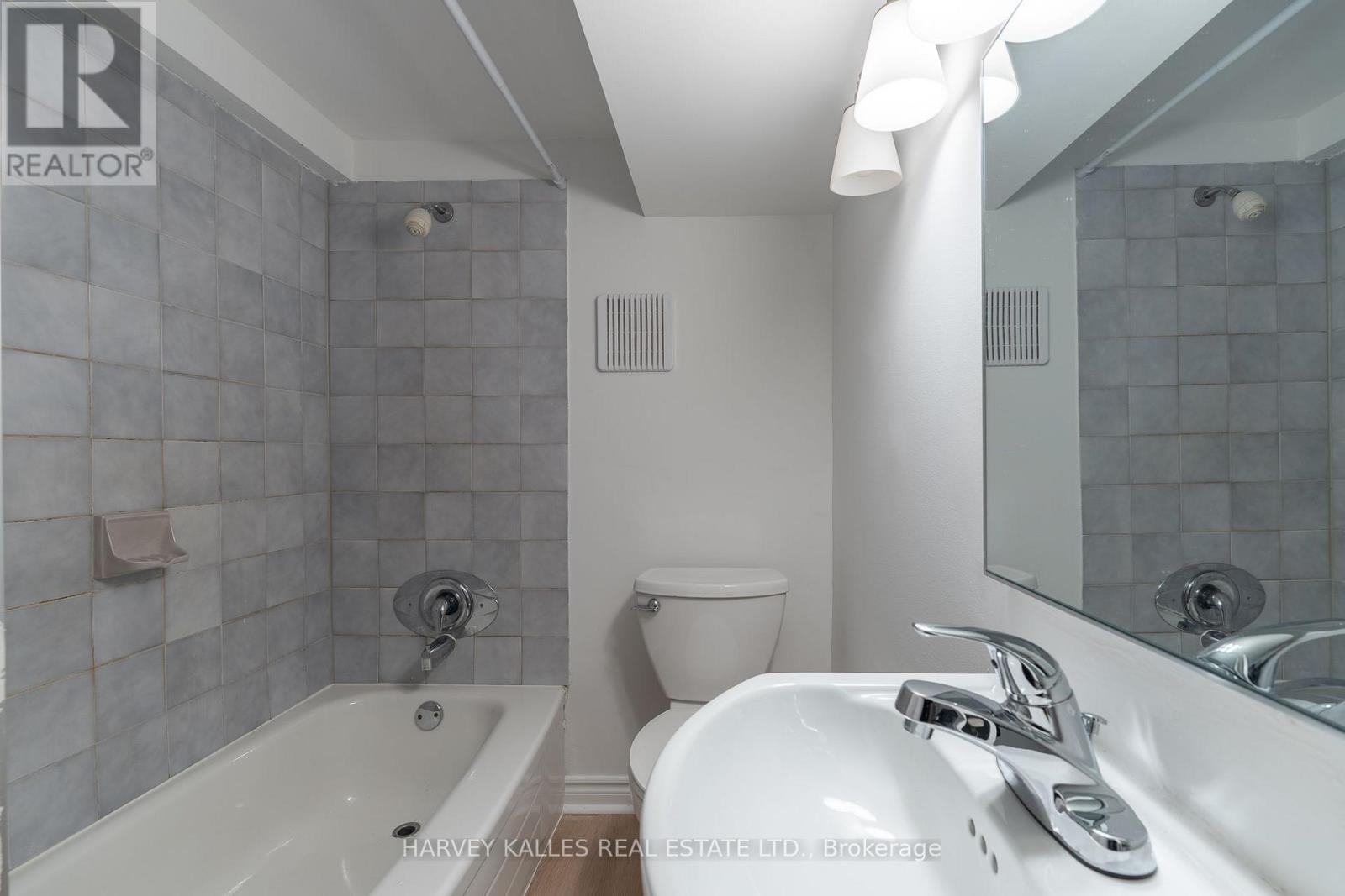 2258 Brookhurst Road, Mississauga, Ontario  L5J 1P9 - Photo 27 - W13807372