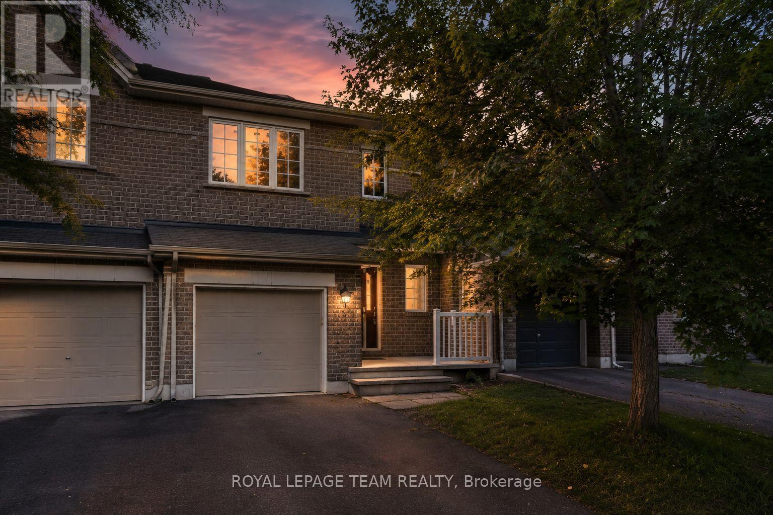 239 TANDALEE CRESCENT, ottawa, Ontario