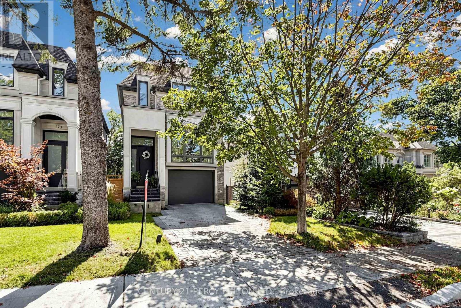 171 ELMWOOD AVENUE, Toronto, Ontario