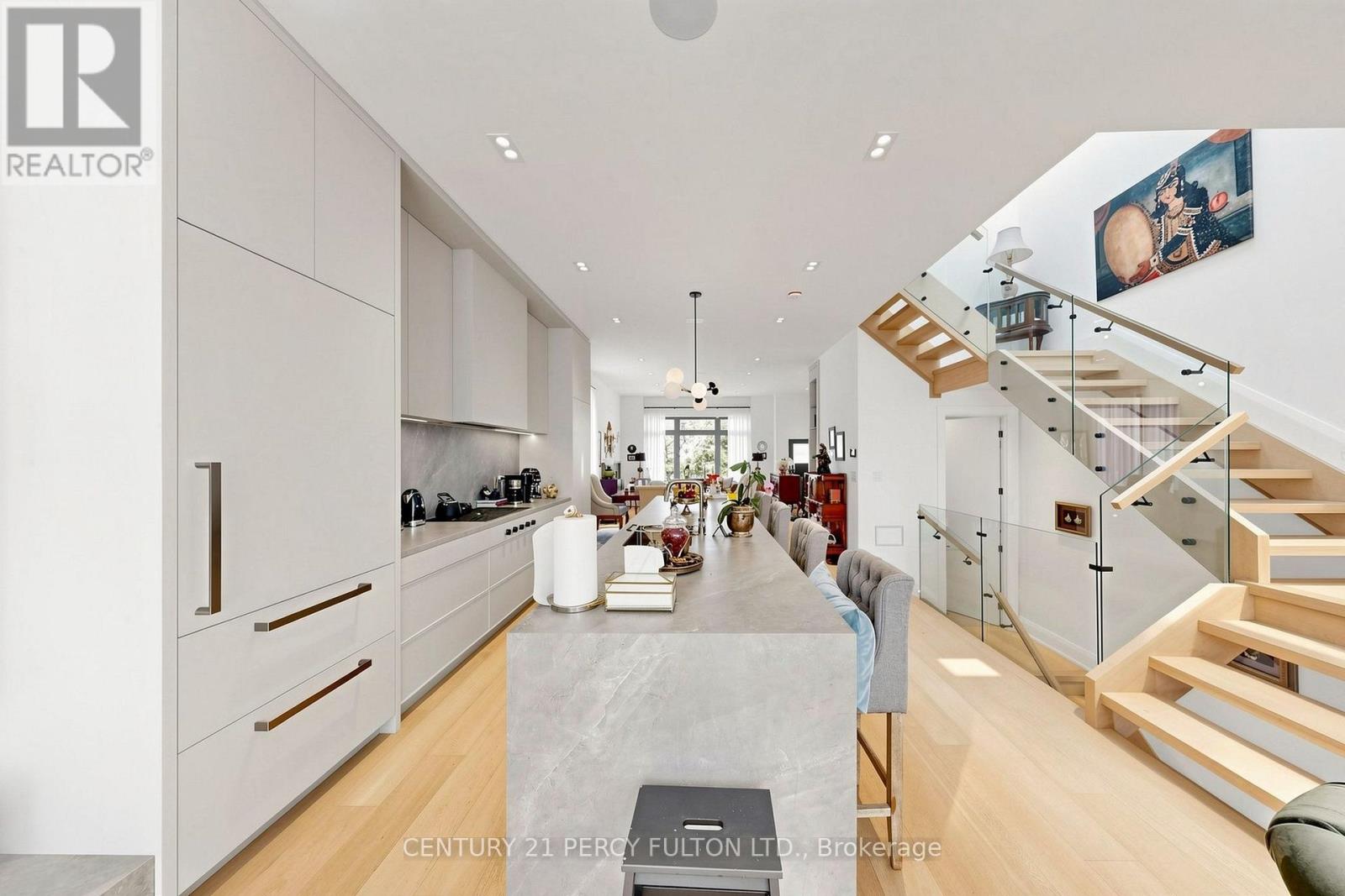 171 Elmwood Avenue, Toronto, Ontario  M2N 3M3 - Photo 12 - C13807408
