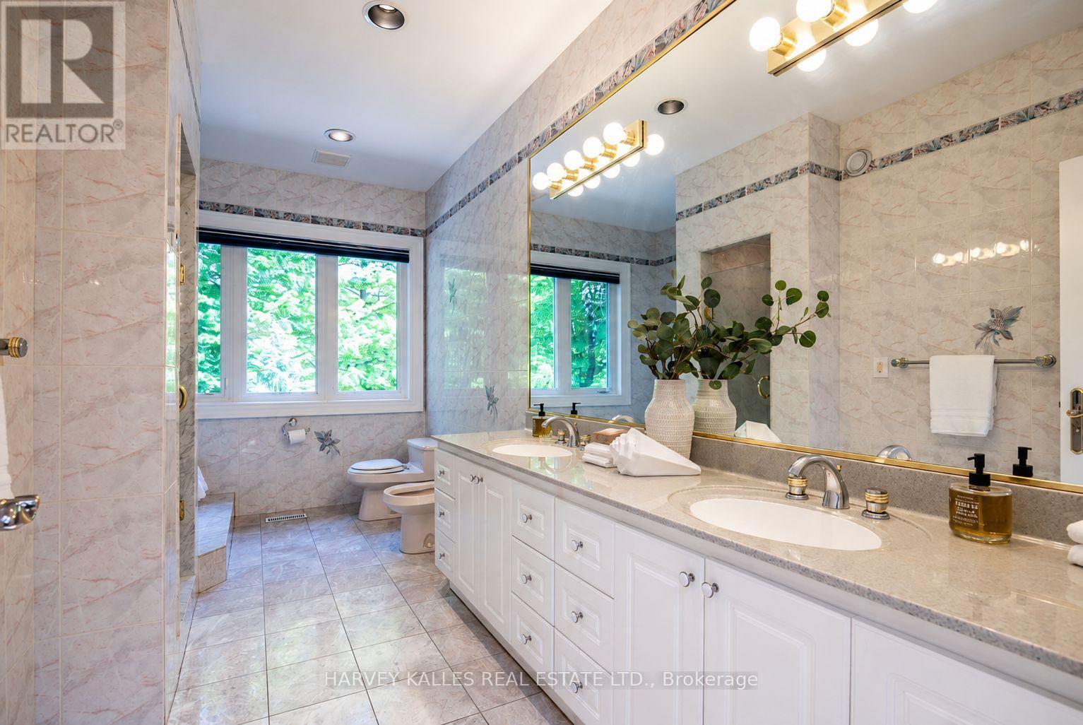 1 Knightswood Road, Toronto, Ontario  M4N 2G9 - Photo 19 - C13807418