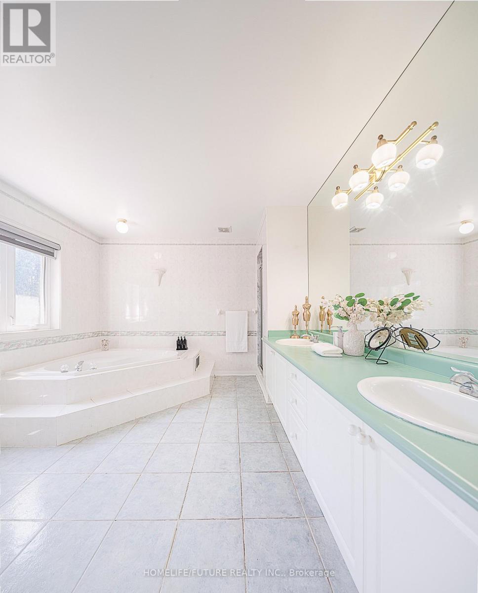 42 Boxwood Crescent, Markham, Ontario  L3S 3P6 - Photo 24 - N13807396