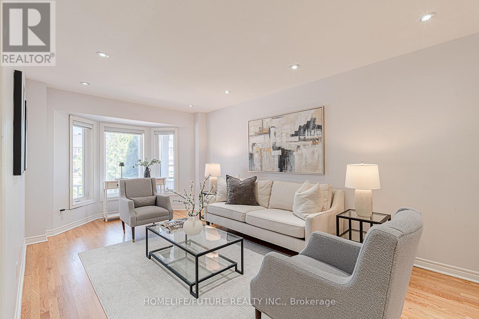 42 Boxwood Crescent, Markham, Ontario  L3S 3P6 - Photo 5 - N13807396