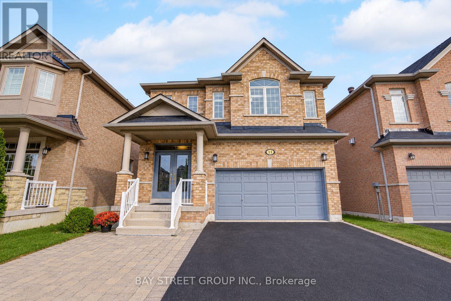11 FARMINGTON ROAD, Whitchurch-Stouffville, Ontario