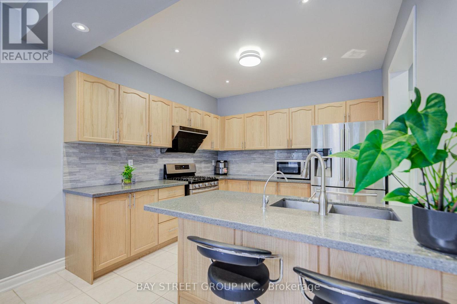 11 Farmington Road, Whitchurch-Stouffville, Ontario  L4A 0Y5 - Photo 13 - N13807402