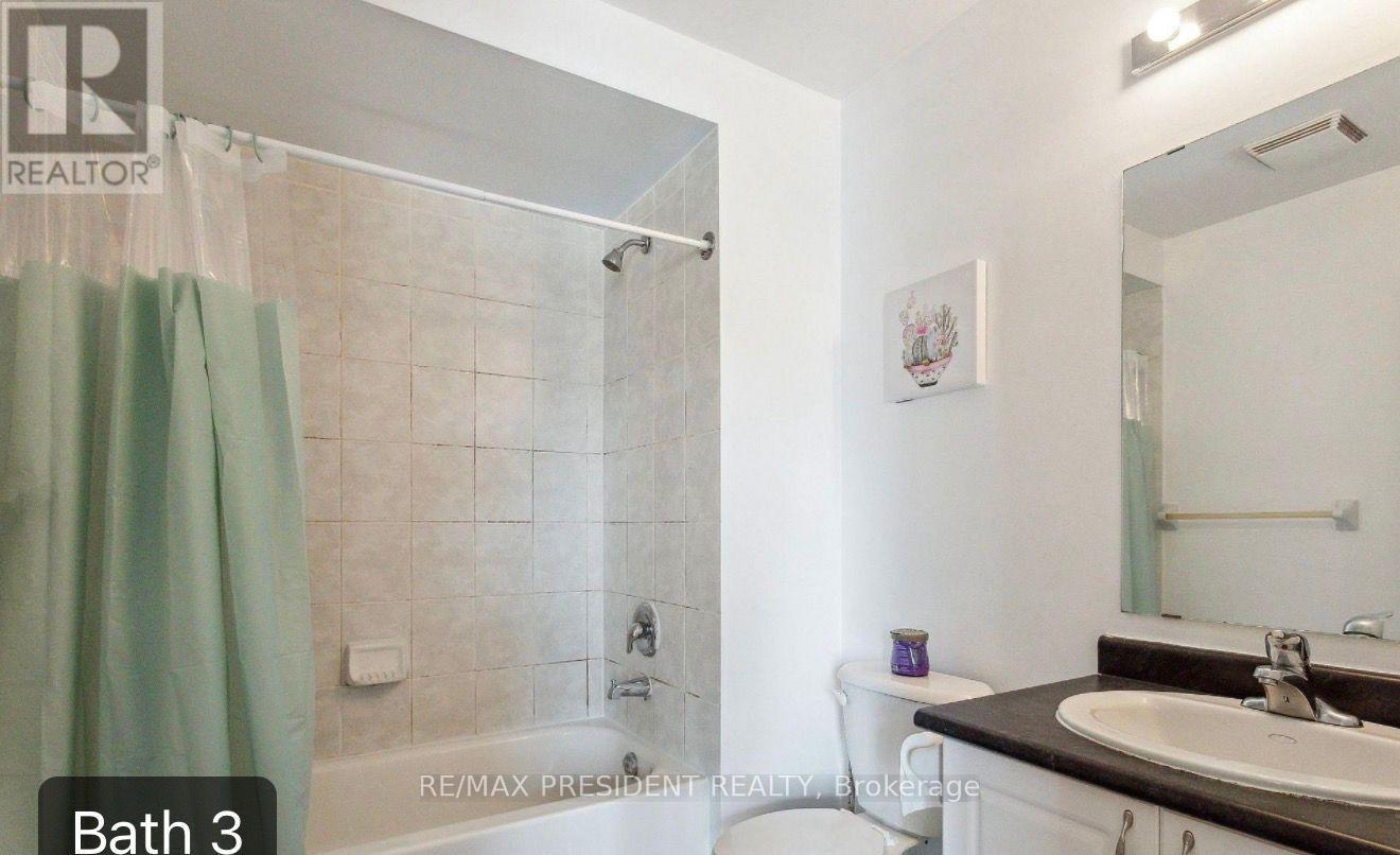 3 Herzberg Gardens, Toronto, Ontario  M3J 3P5 - Photo 15 - W13807414