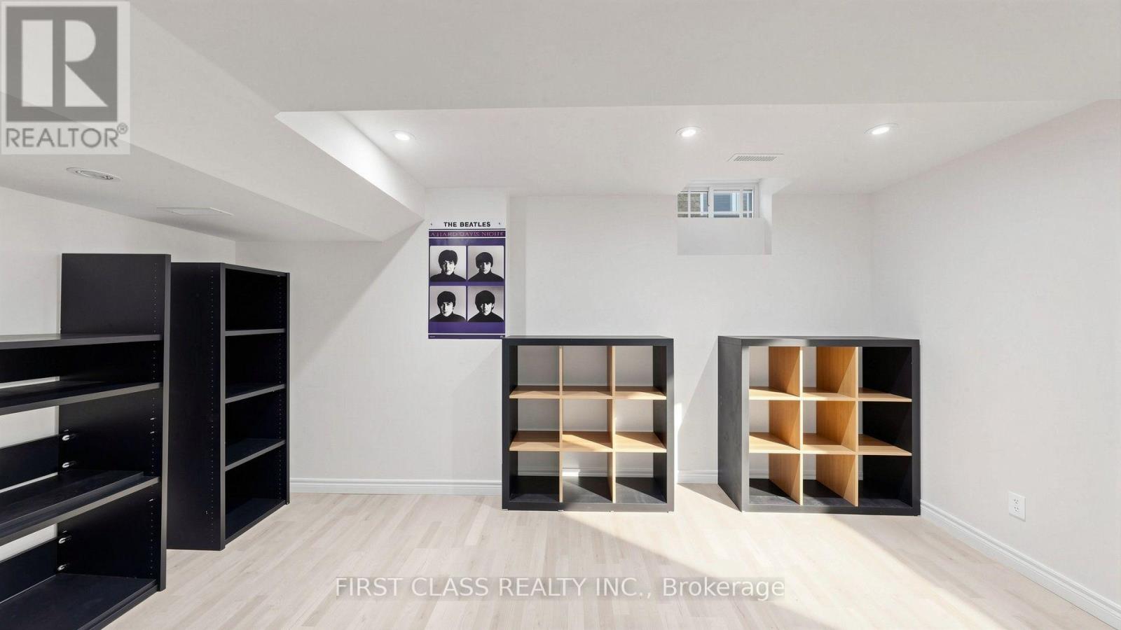 3292 Topeka Drive, Mississauga, Ontario  L5M 7V1 - Photo 41 - W13802158