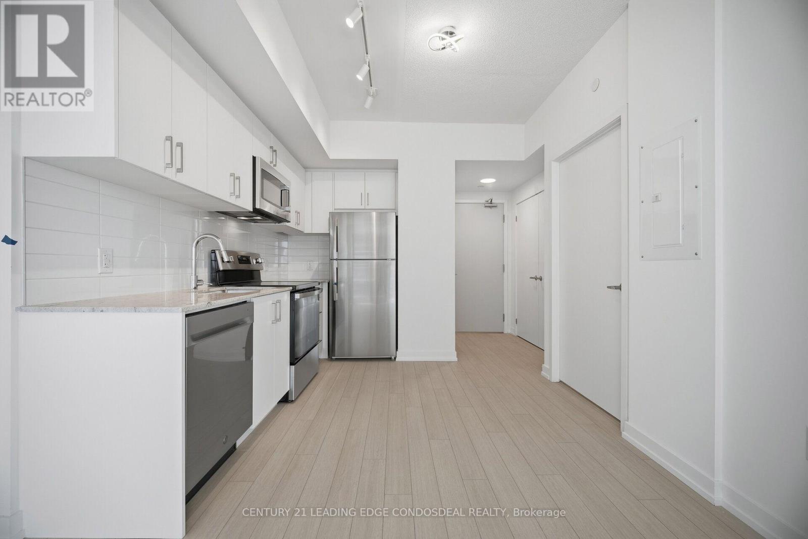 1605 - 4010 Eglinton Avenue W, Toronto, Ontario  M9A 0G5 - Photo 13 - W13801616