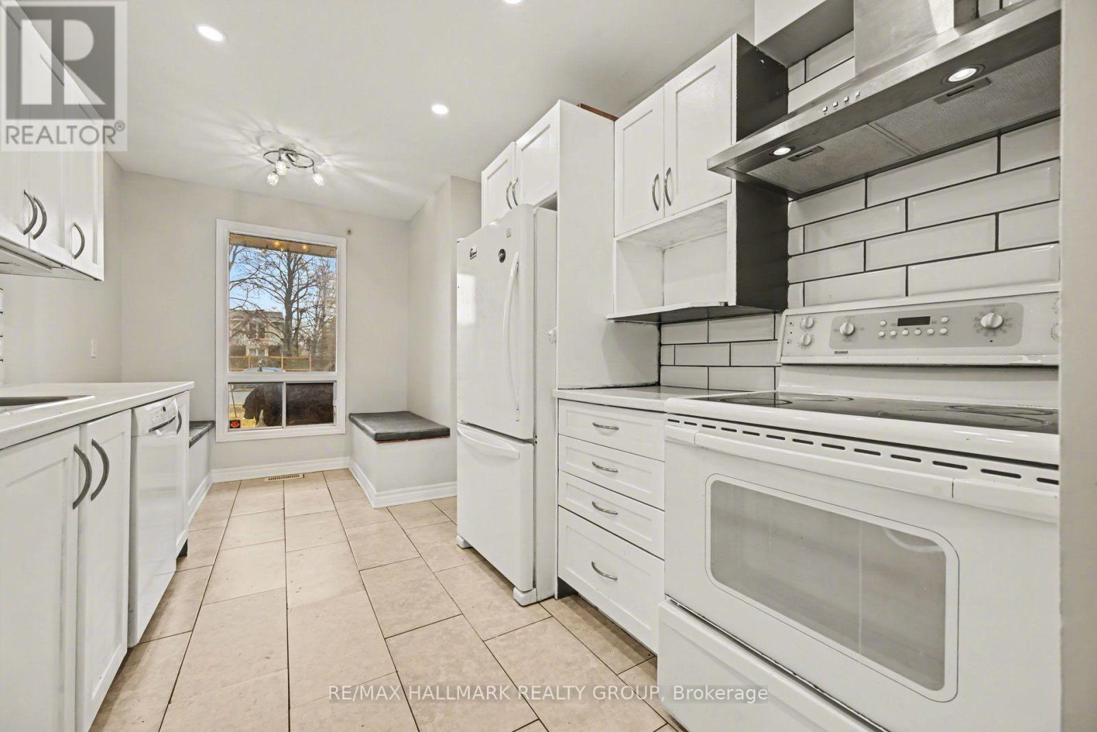 6 Wolfgang Drive, Ottawa, Ontario  K2J 1T1 - Photo 4 - X13807446