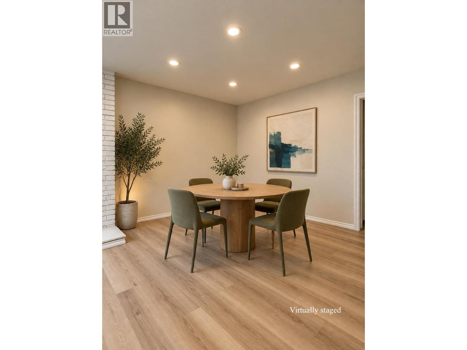 6925 Aubrey, Burnaby, British Columbia  V5B 2E4 - Photo 4 - R3167513