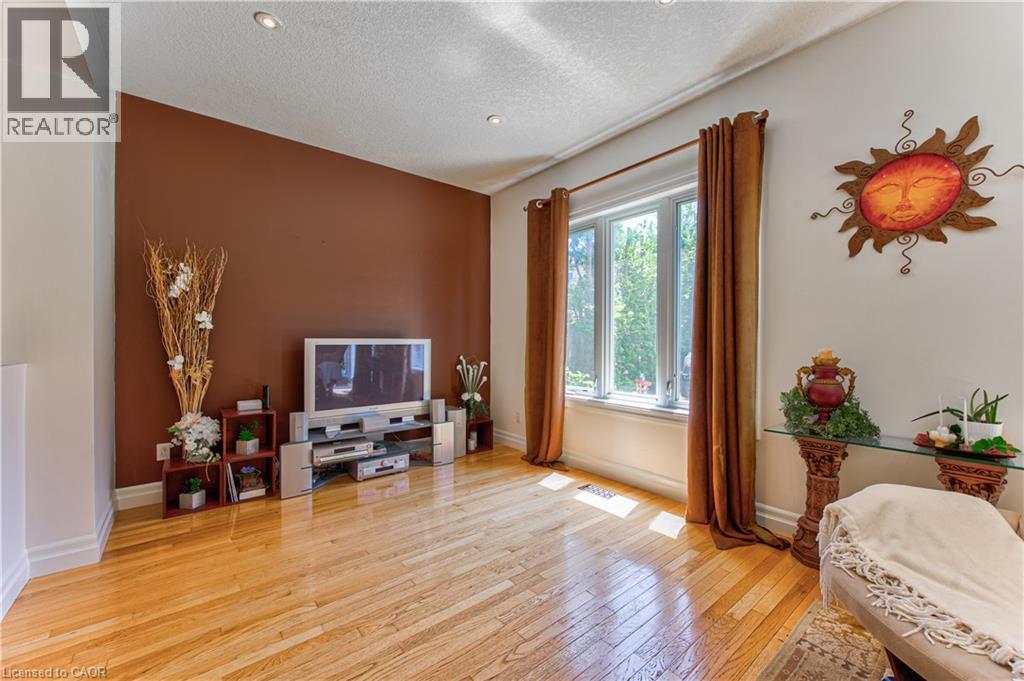 87 Steepleridge Street, Kitchener, Ontario  N2P 2W3 - Photo 13 - 40862018