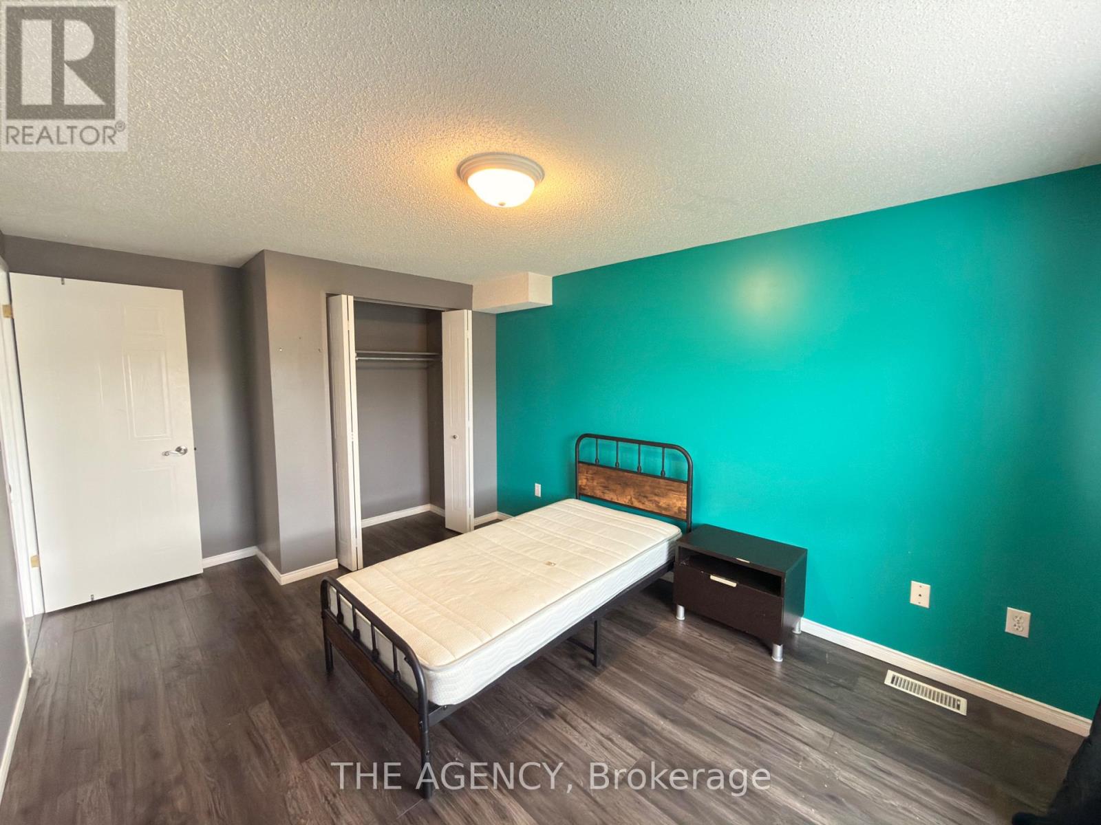 4 Porter Drive, Guelph, Ontario  N1L 1M3 - Photo 32 - X13807426