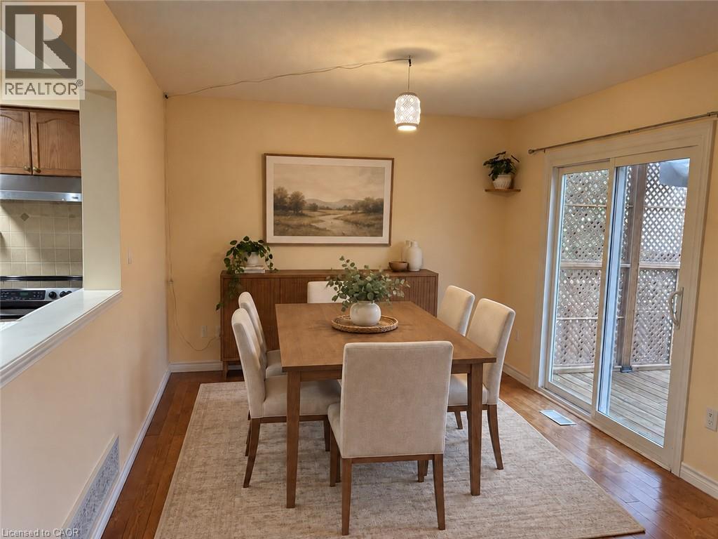 124 Prosperity Drive, Kitchener, Ontario  N2E 4E8 - Photo 4 - 40857239