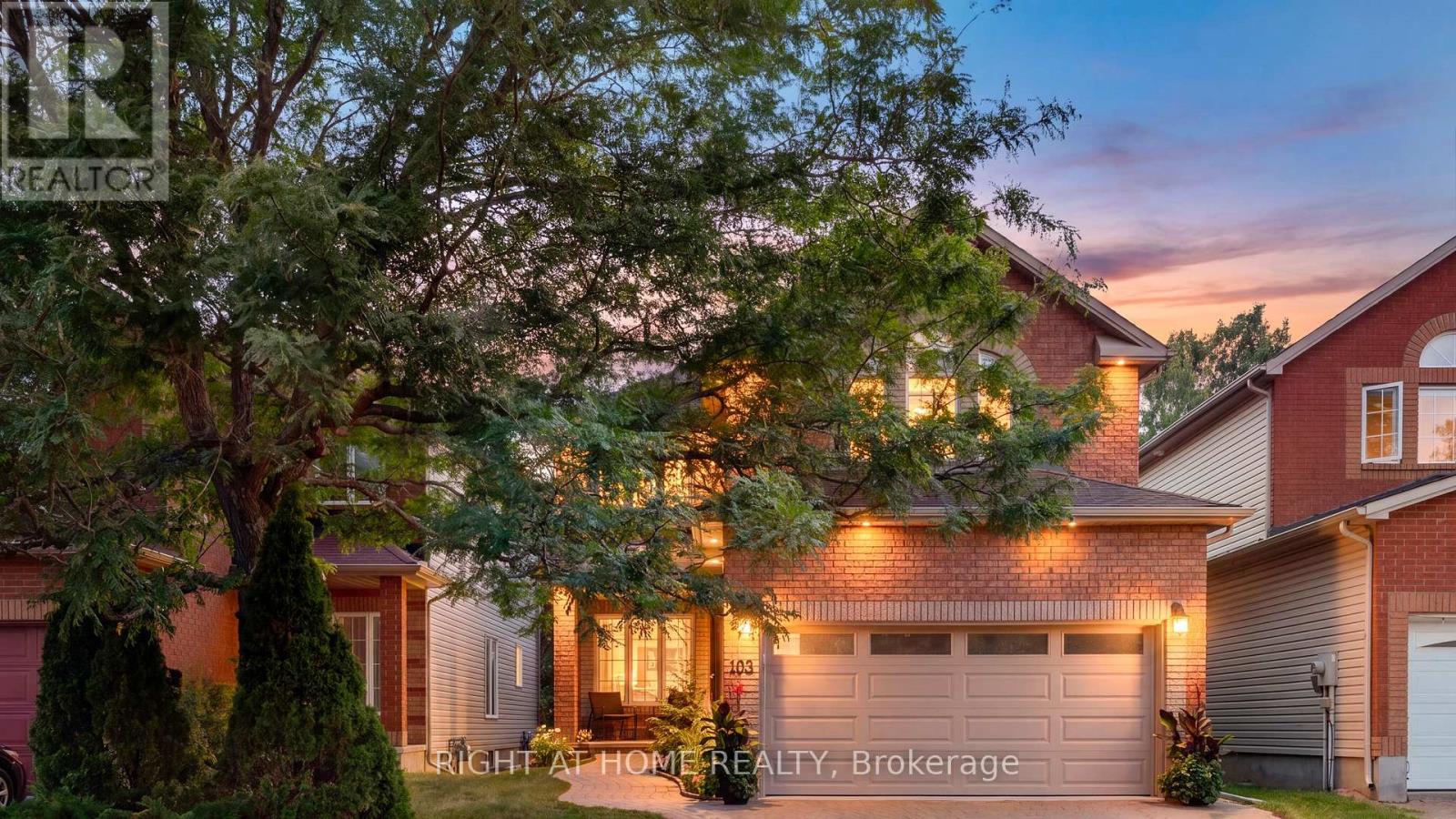 103 BOREALIS CRESCENT, Ottawa, Ontario