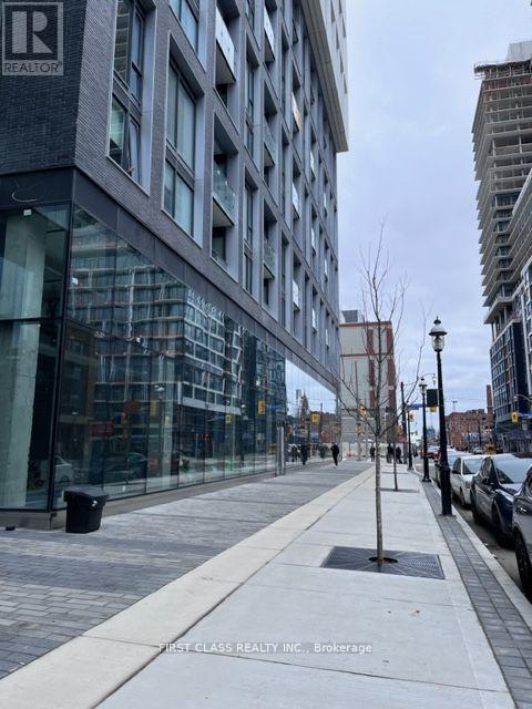 1015 - 158 Front Street E, Toronto, Ontario  M5A 0K9 - Photo 4 - C13807456