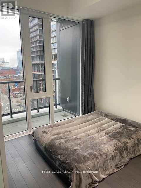 1015 - 158 Front Street E, Toronto, Ontario  M5A 0K9 - Photo 7 - C13807456