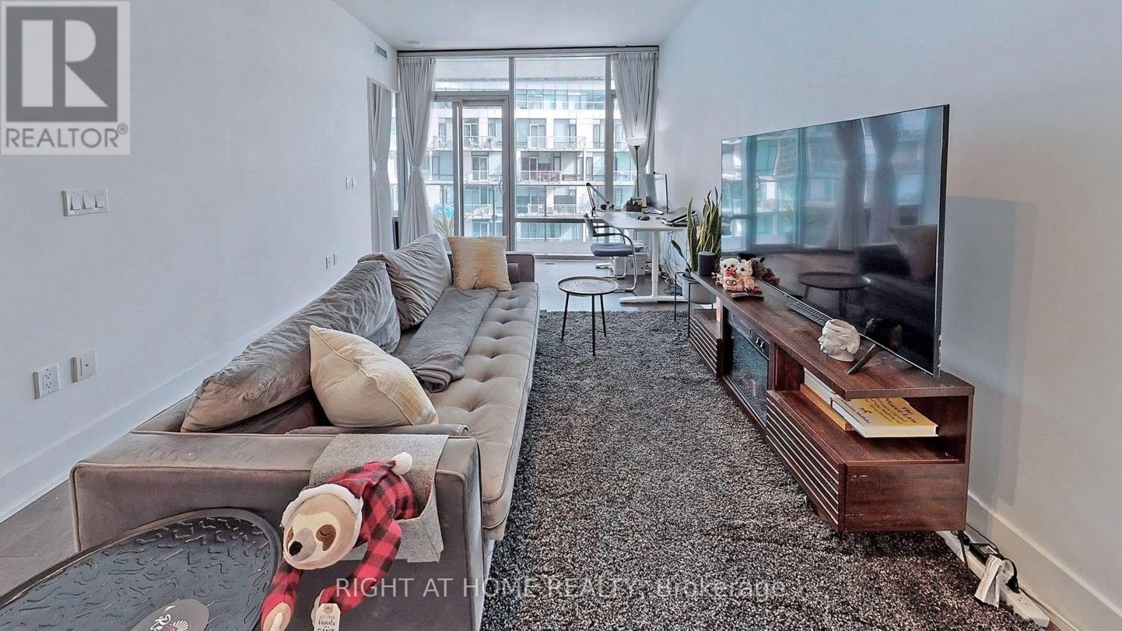 920 - 39 Queens Quay E, Toronto, Ontario  M5E 0A5 - Photo 3 - C13807470